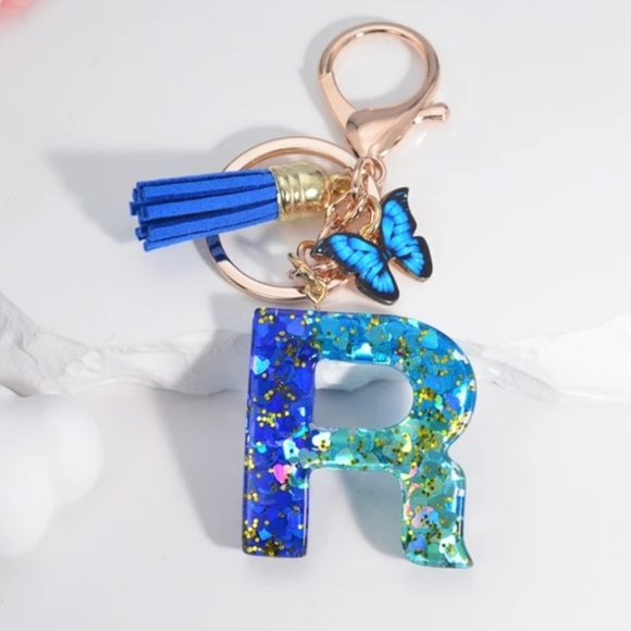 Letter "R" Keychain - Picture 2 of 2